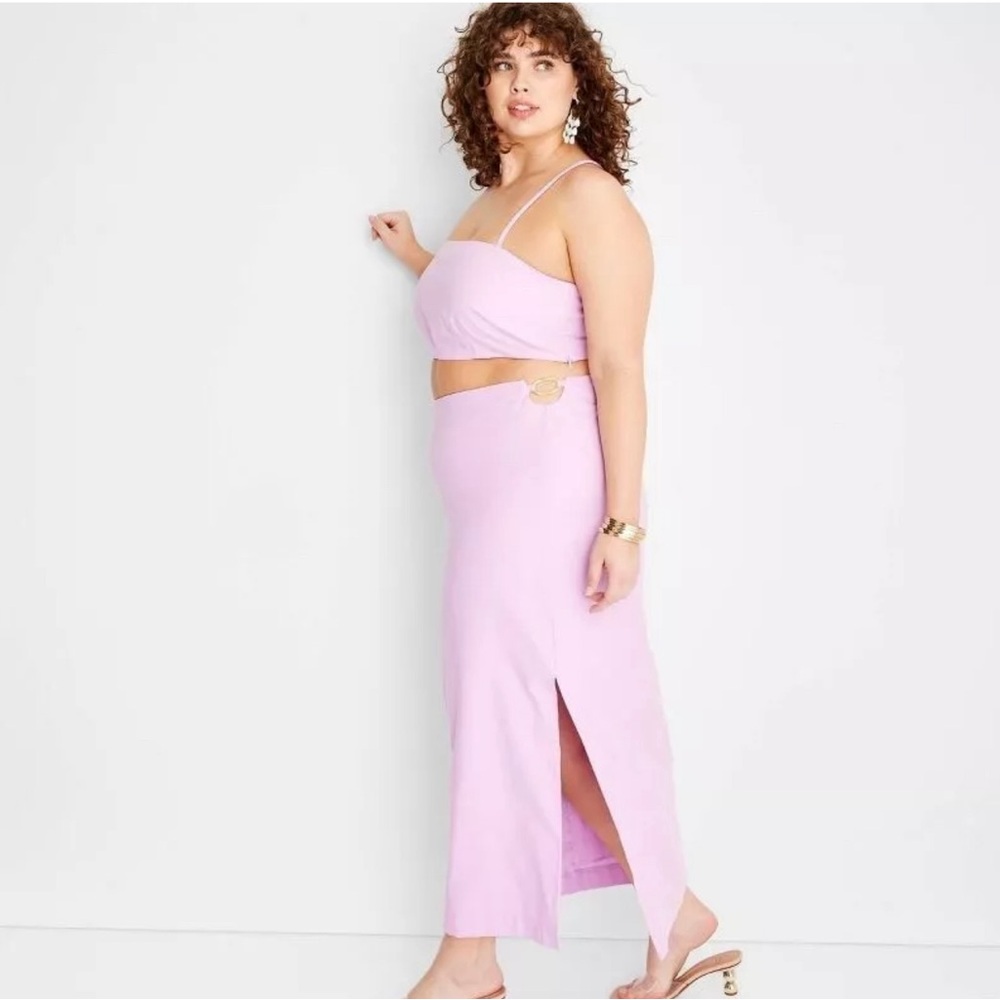 Women's O-Ring Crop Top - Future
Collective™ with Jenee Naylor Purple new